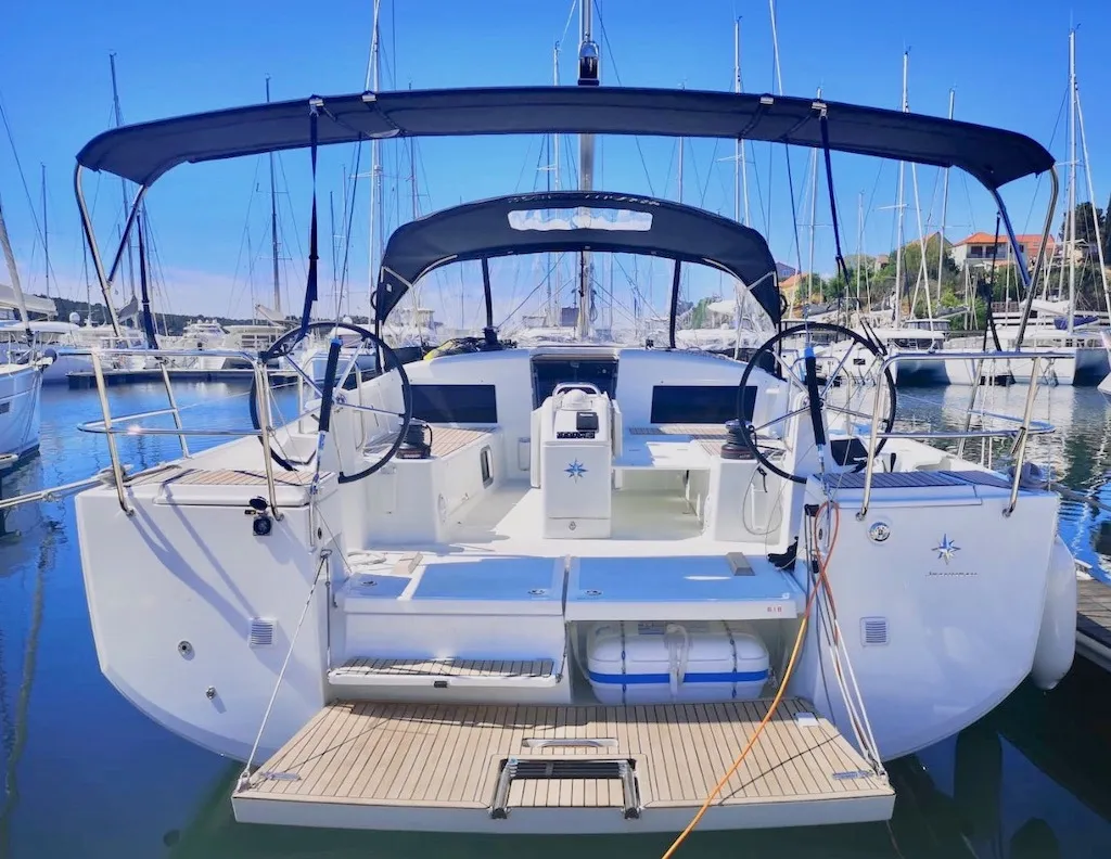 Sun Odyssey 490 PERSIK — yacht photo 12