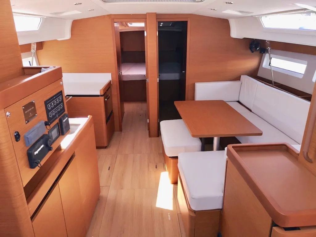Sun Odyssey 490 PERSIK — yacht photo 3