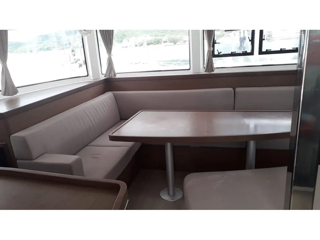 Lagoon 42 Tidre — fotografia jachty 2