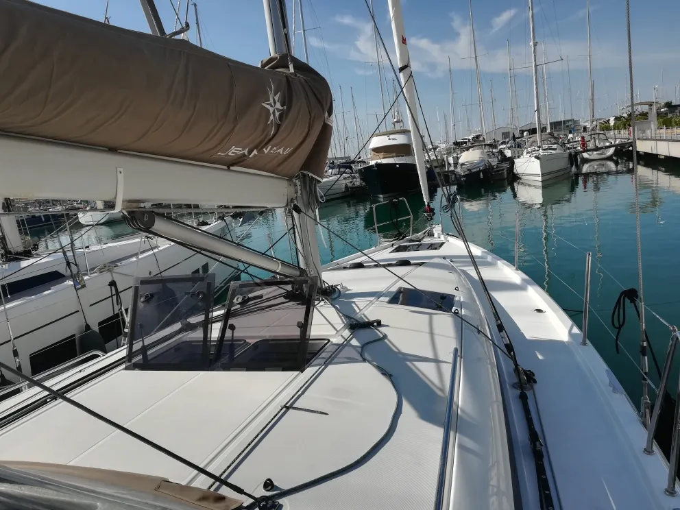 Sun Odyssey 440 Frenetica — yacht photo 19