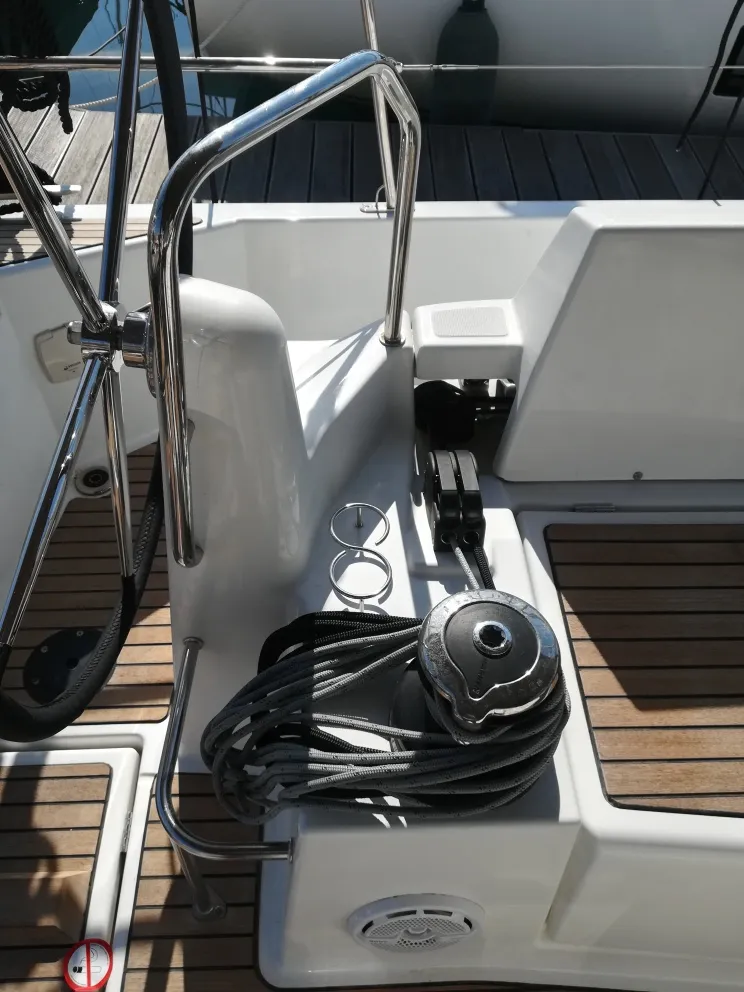 Sun Odyssey 440 Frenetica — yacht photo 5
