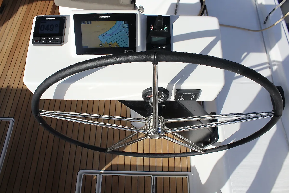 Dufour 530 Why Not 18 — yacht photo 8