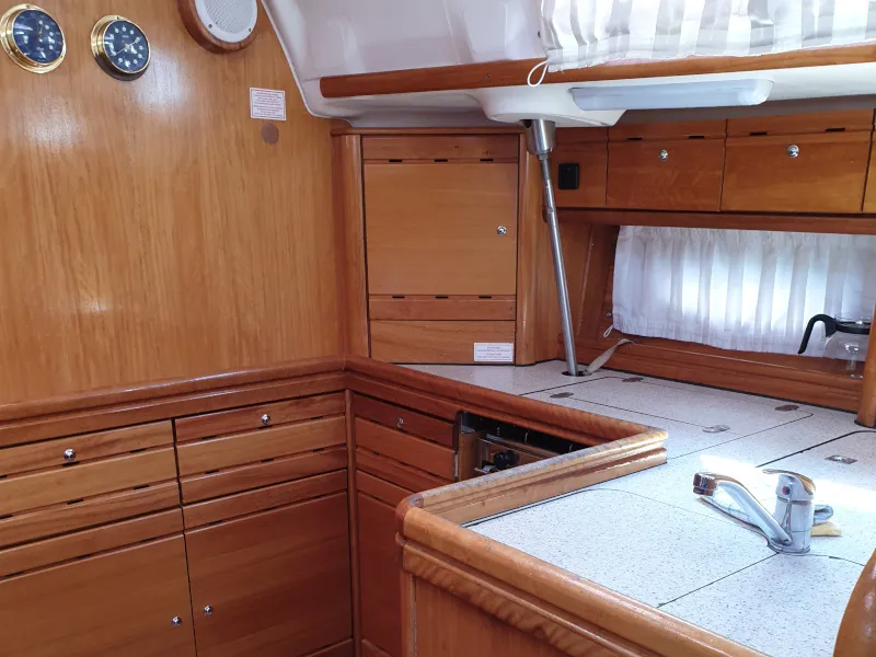Bavaria 50 Angelina — yacht photo 4