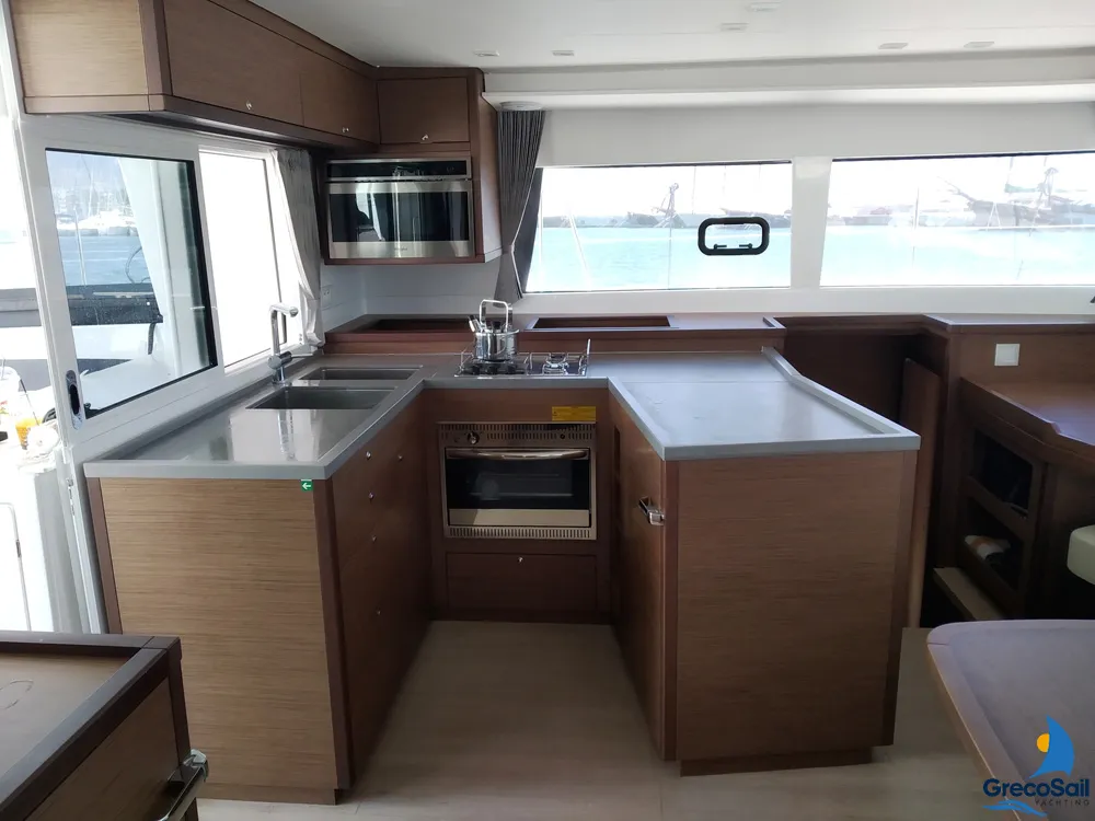Lagoon 450 Fly Grecostar — фотография яхты 12