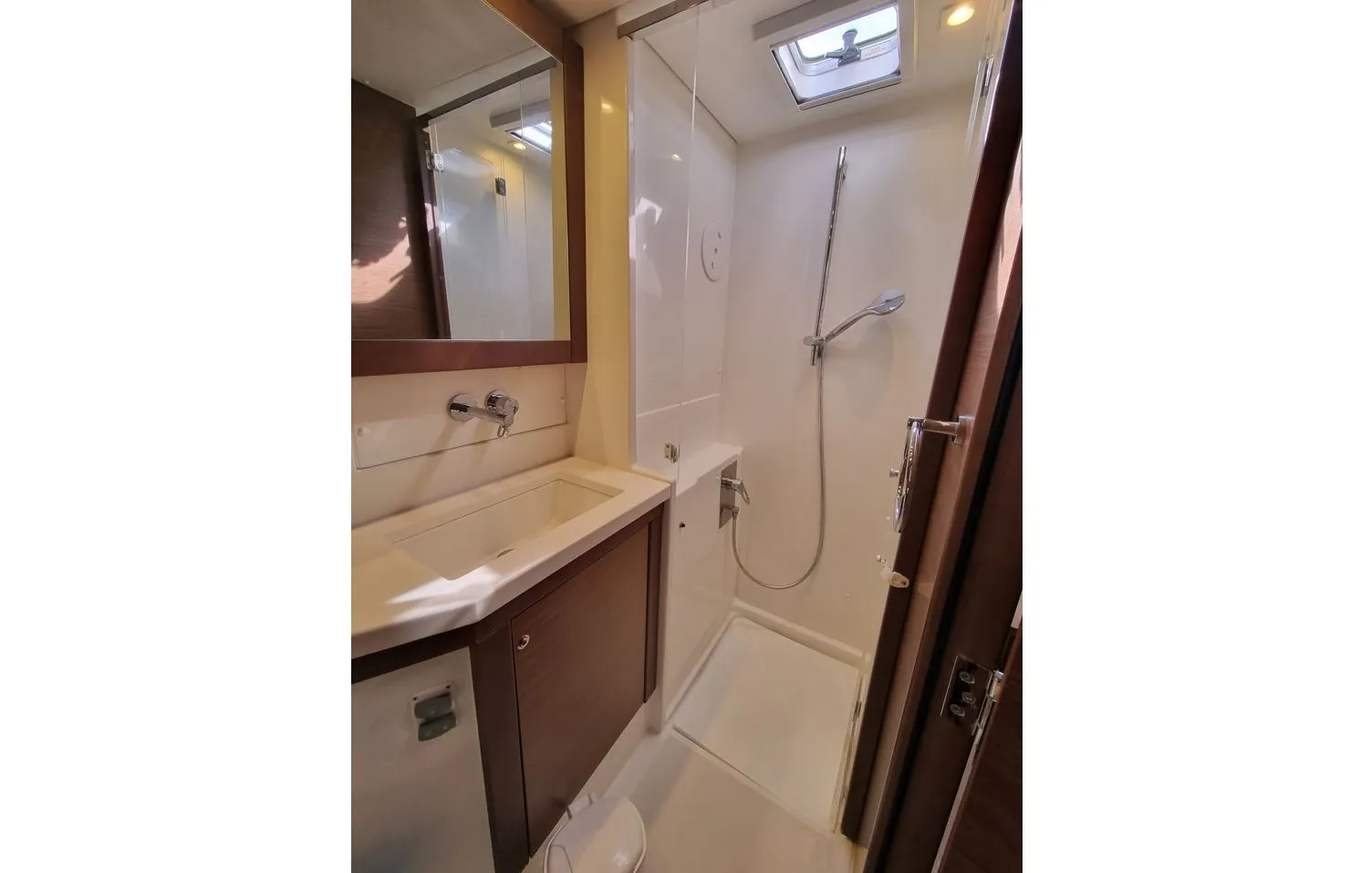Lagoon 450 Fly Lalouche — фотография яхты 14
