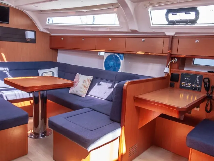Bavaria Cruiser 41 Quintessa — foto del yate n.º 2