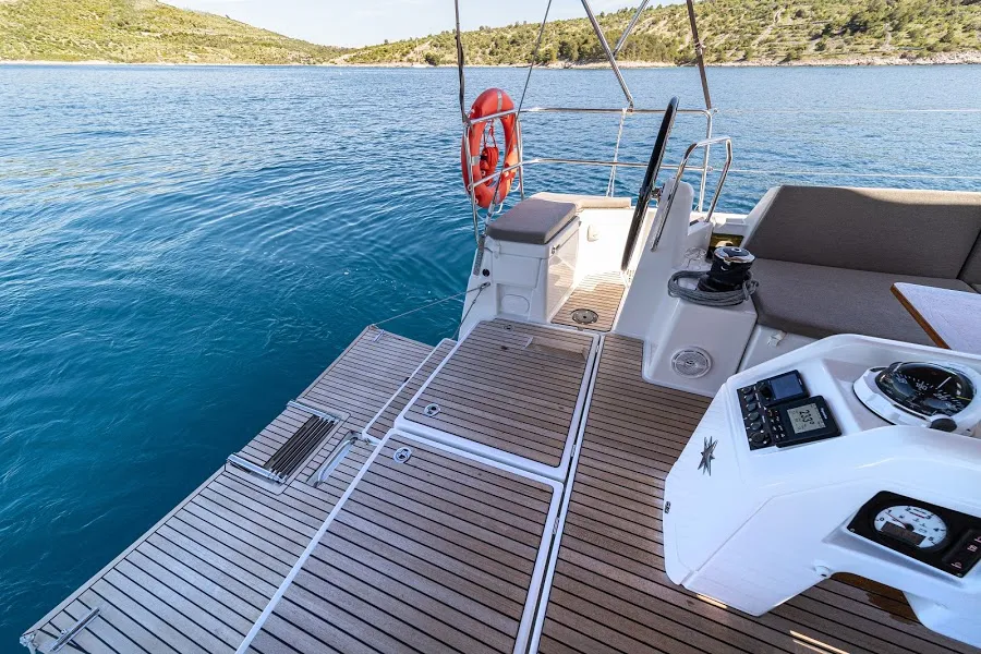 Sun Odyssey 490 FREKI — foto dello yacht n. 2