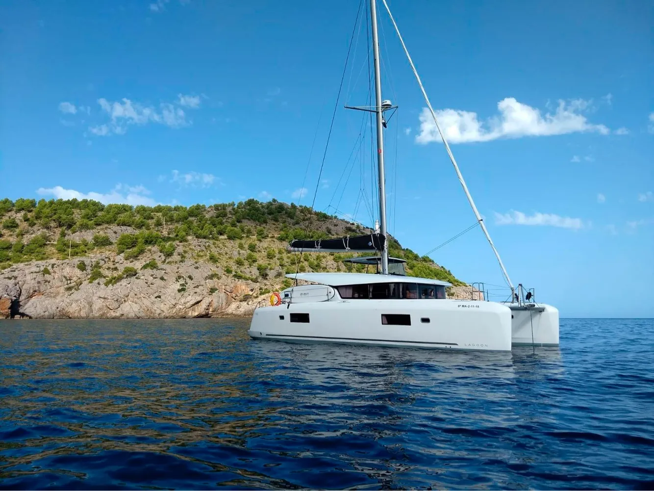 Lagoon 42 Genista II — yacht photo 2