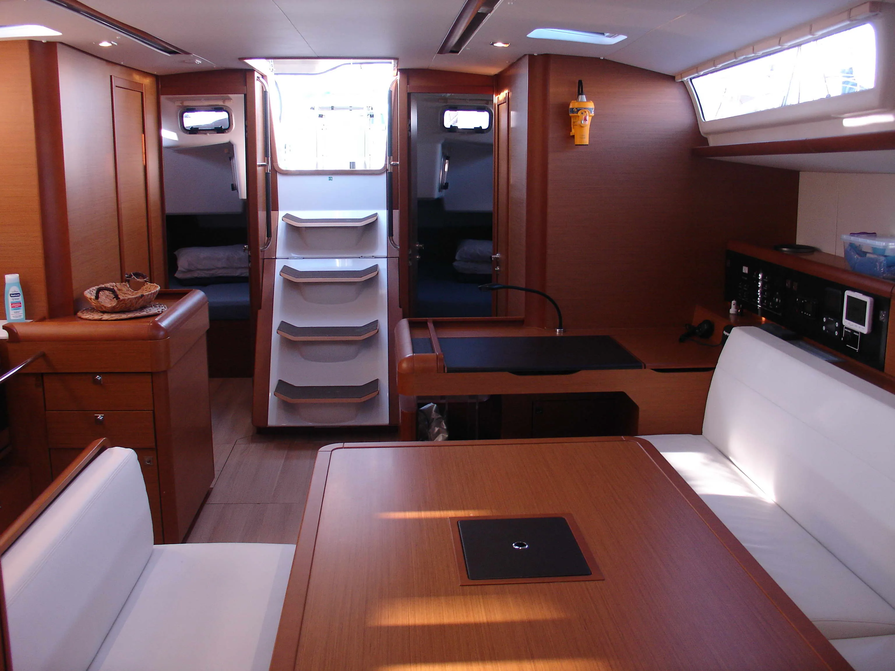 Sun Odyssey 519 Ataraxia — tekne fotoğrafı 2