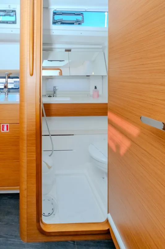Dufour 41 Grand Large Anita — yacht photo 7