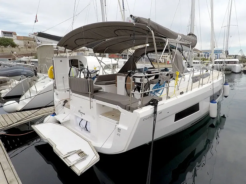 Dufour 41 Grand Large MOMA — yacht photo 16
