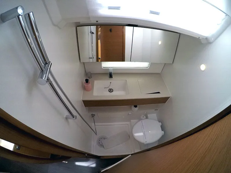 Dufour 41 Grand Large MOMA — yacht photo 29