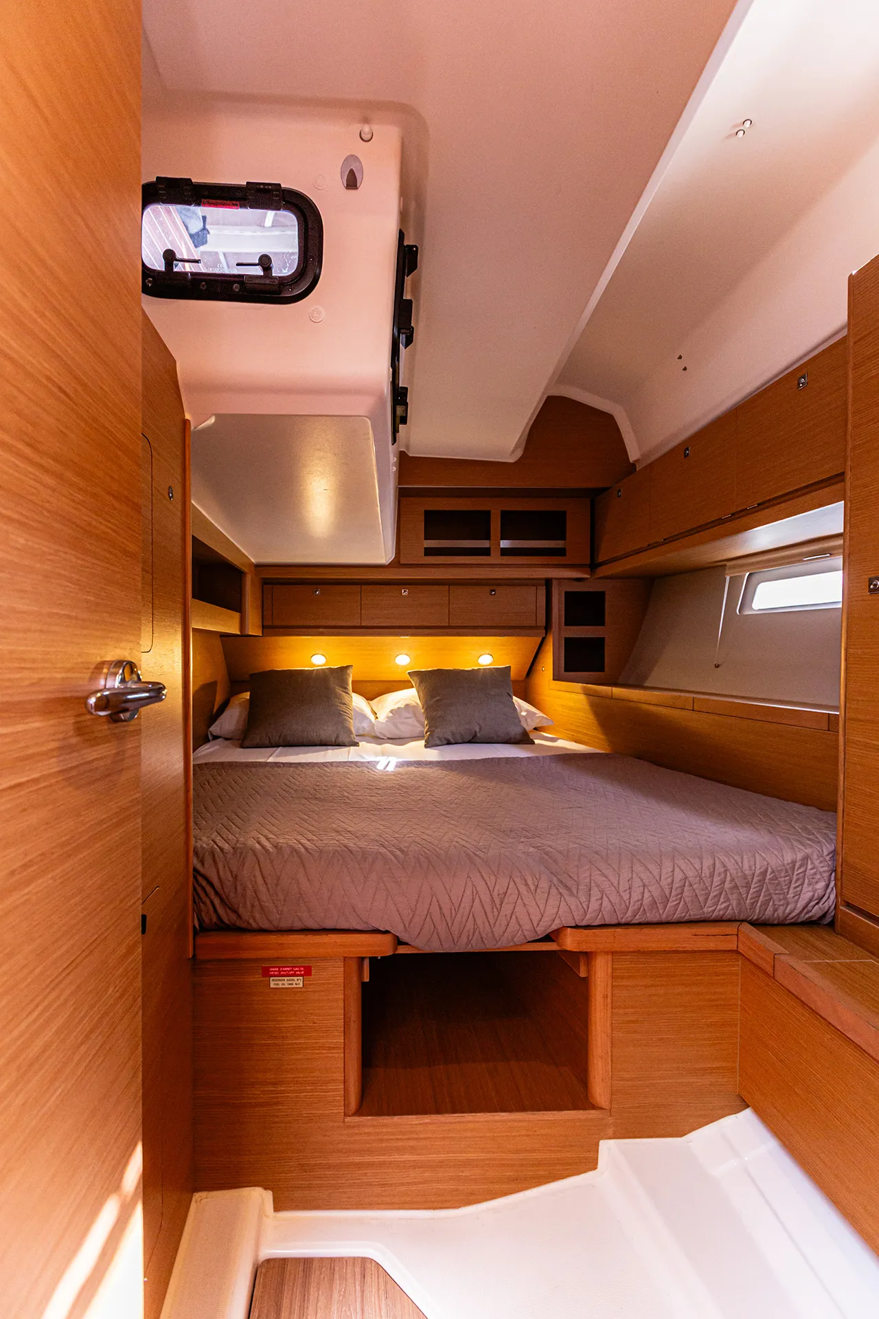 Dufour 520 Grand Large Dream Planet — yacht photo 7