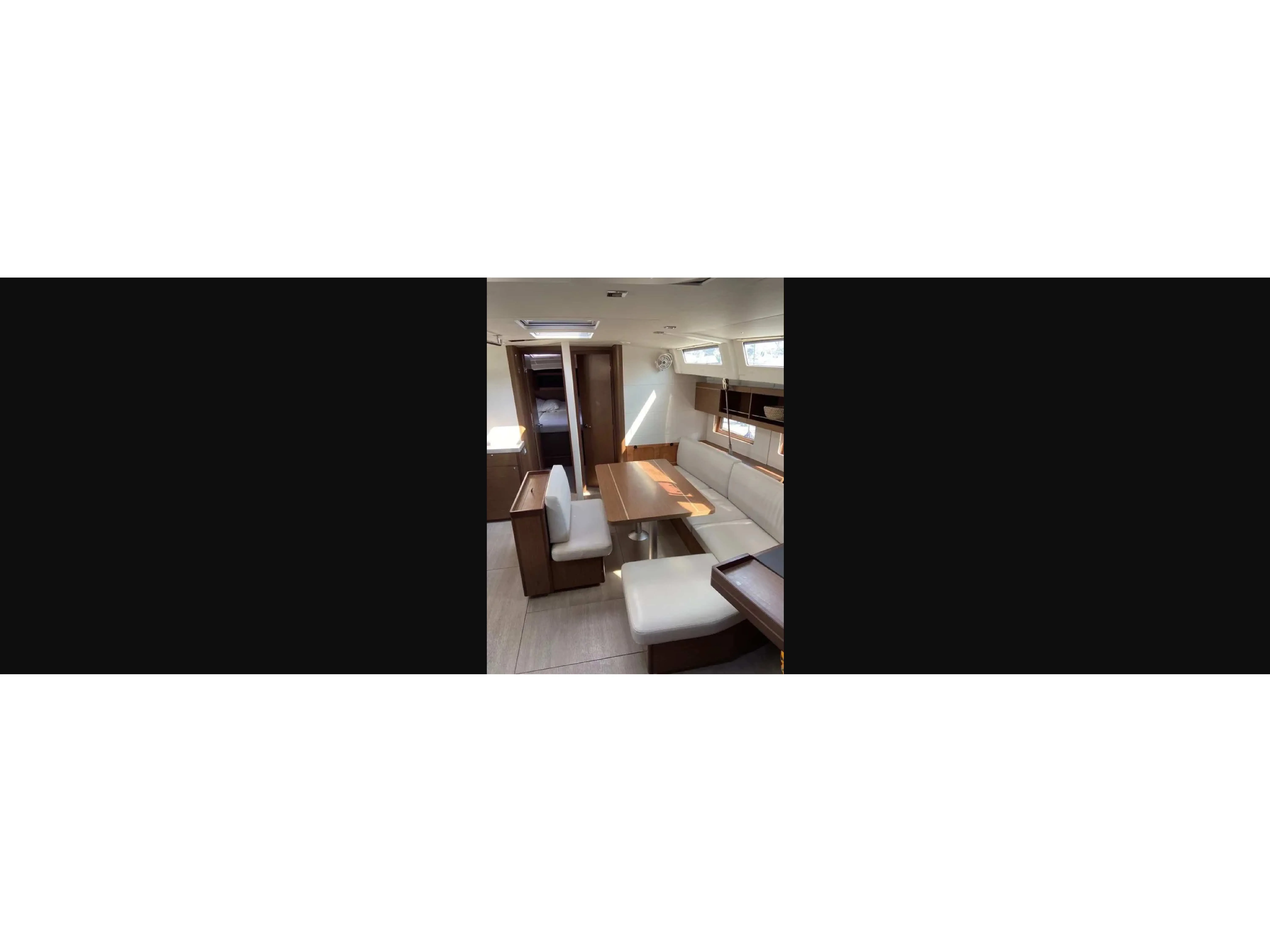 Oceanis 46.1 Amalthia — fotografia jachty 3
