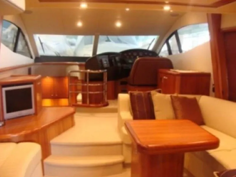 Sunseeker Manhattan 50 Aviator — yacht photo 16