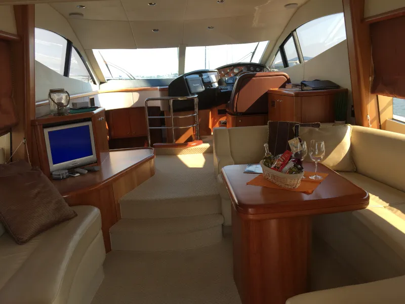 Sunseeker Manhattan 50 Aviator — yacht photo 15