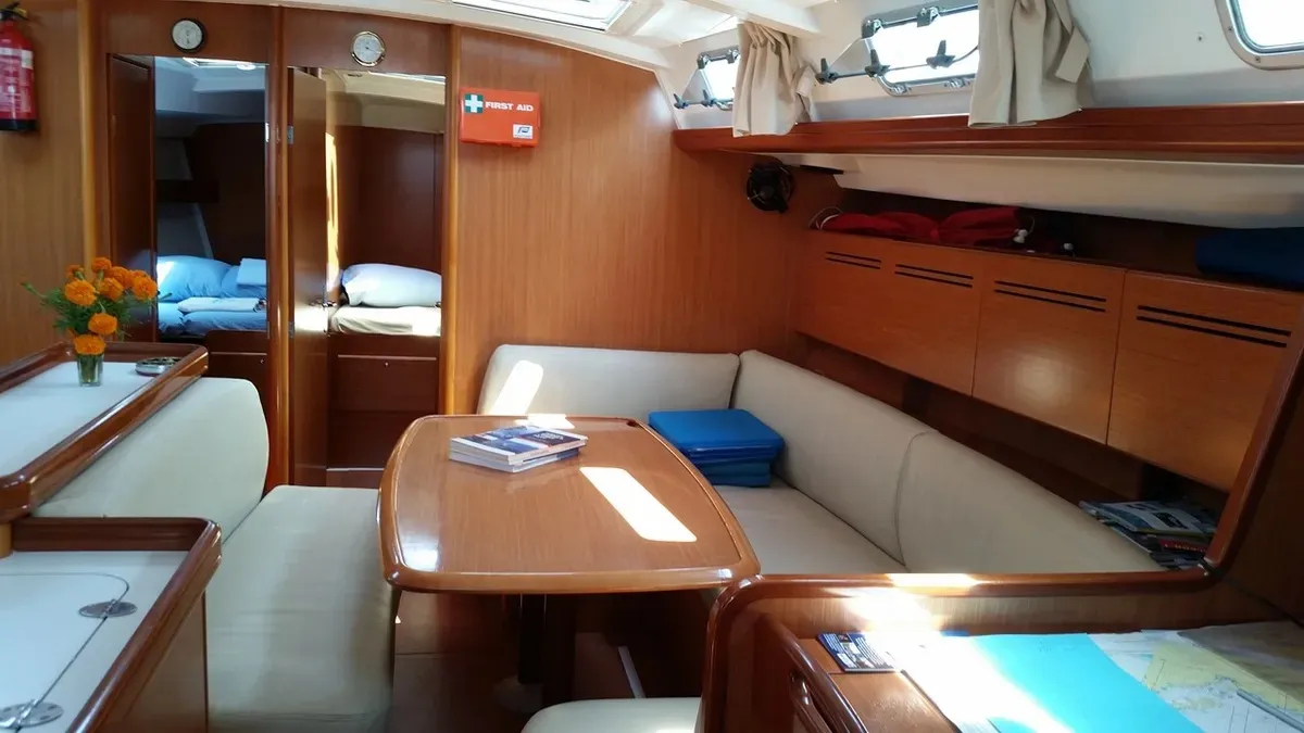 Cyclades 50.5 Amirante — jahtikuva 2