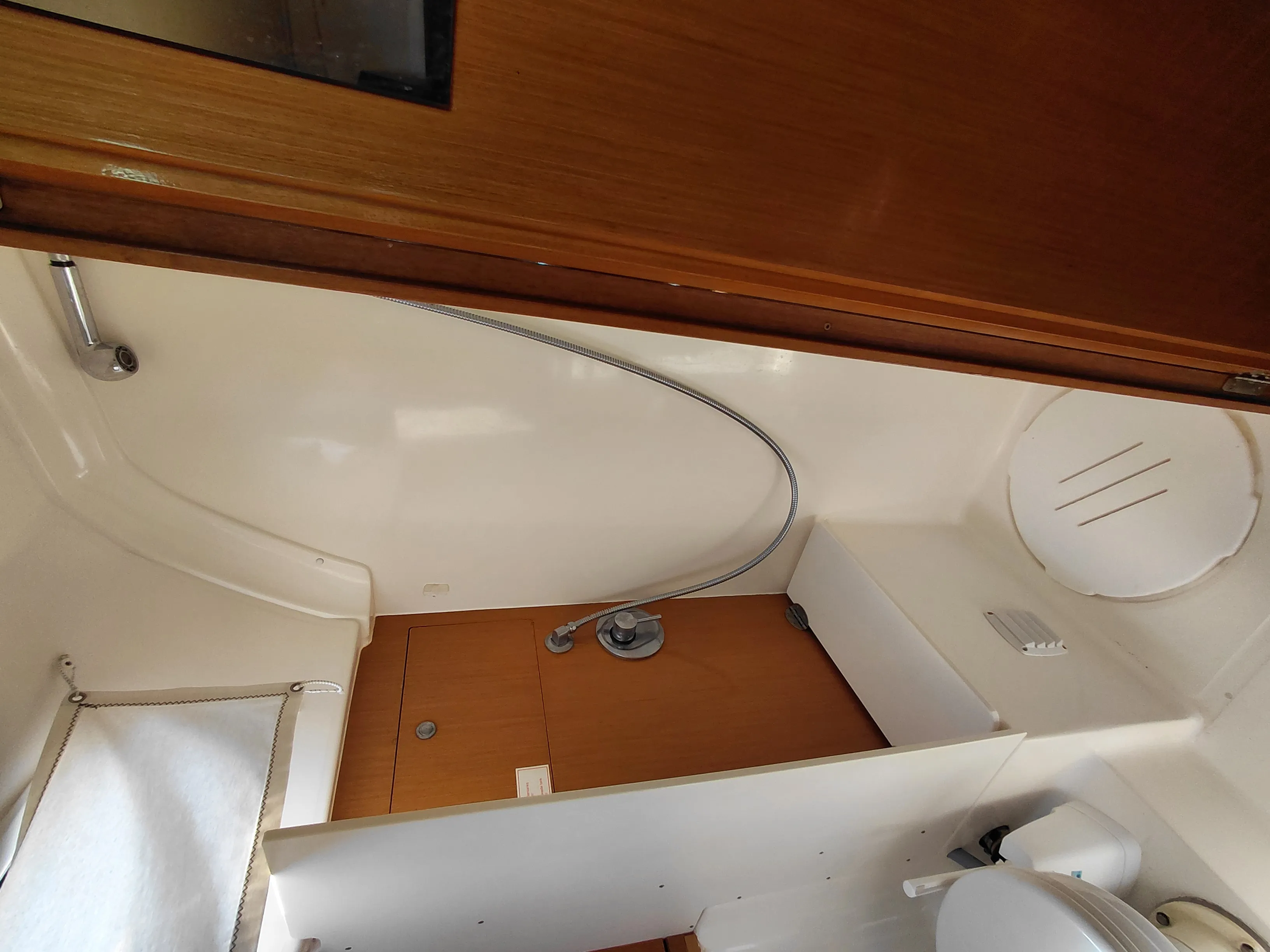 Bavaria 43 Cruiser Beta — jahtikuva 9