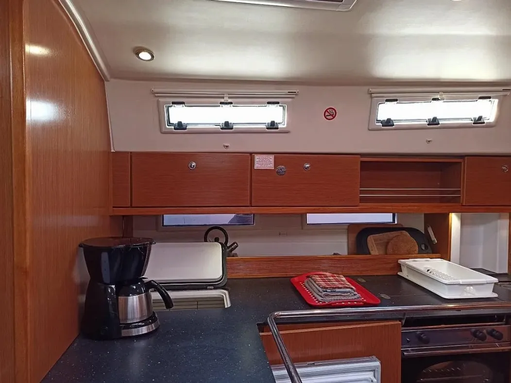 Bavaria Cruiser 45 Saffron — jahtikuva 9