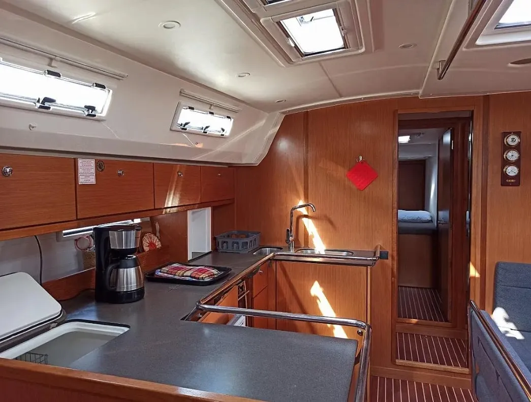 Bavaria Cruiser 45 Saffron — jahtikuva 14