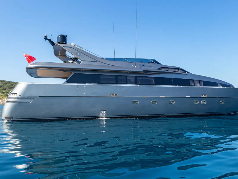 Admiral 101 SUMMER FUN — yacht photo 87