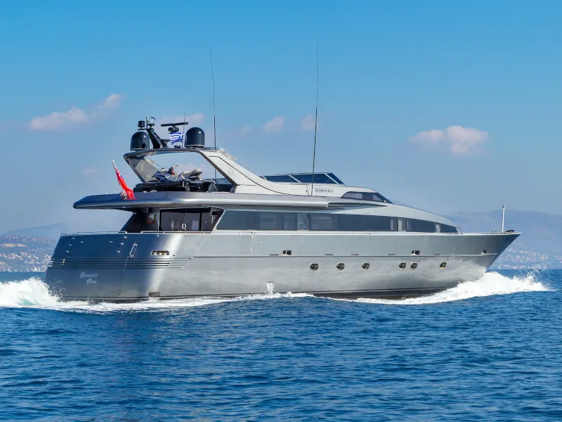 Admiral 101 SUMMER FUN — yacht photo 42