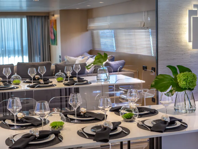 Admiral 101 SUMMER FUN — yacht photo 59