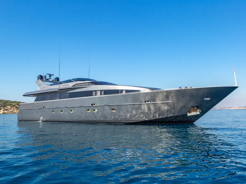 Admiral 101 SUMMER FUN — yacht photo 56