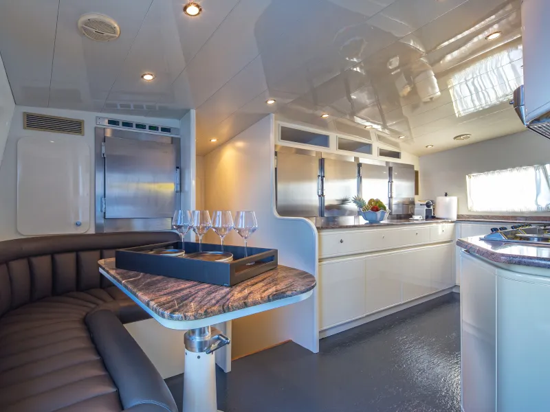 Admiral 101 SUMMER FUN — yacht photo 61