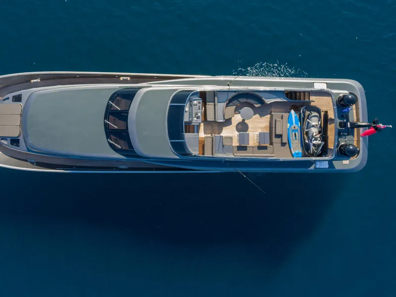Admiral 101 SUMMER FUN — yacht photo 70