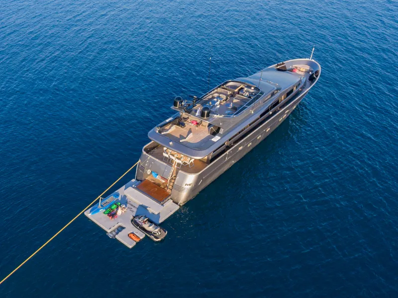Admiral 101 SUMMER FUN — yacht photo 11