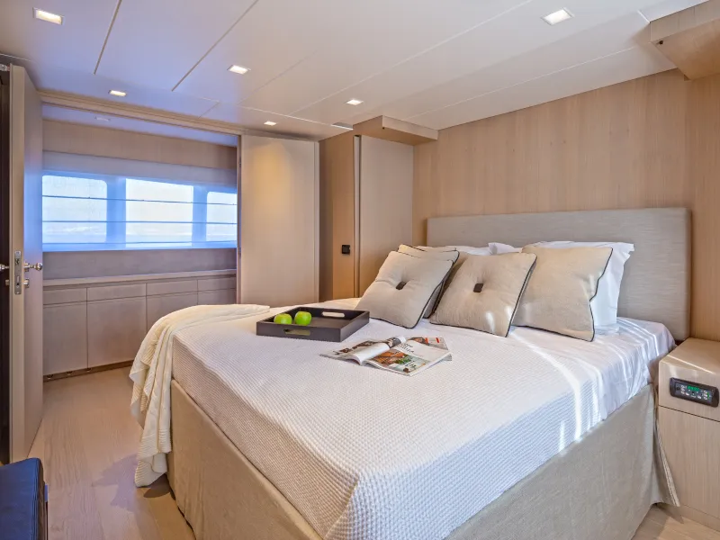 Admiral 101 SUMMER FUN — yacht photo 99