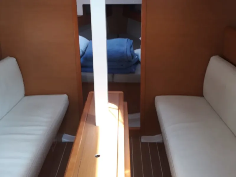 Sun Odyssey 33i Maxima — jahtikuva 5