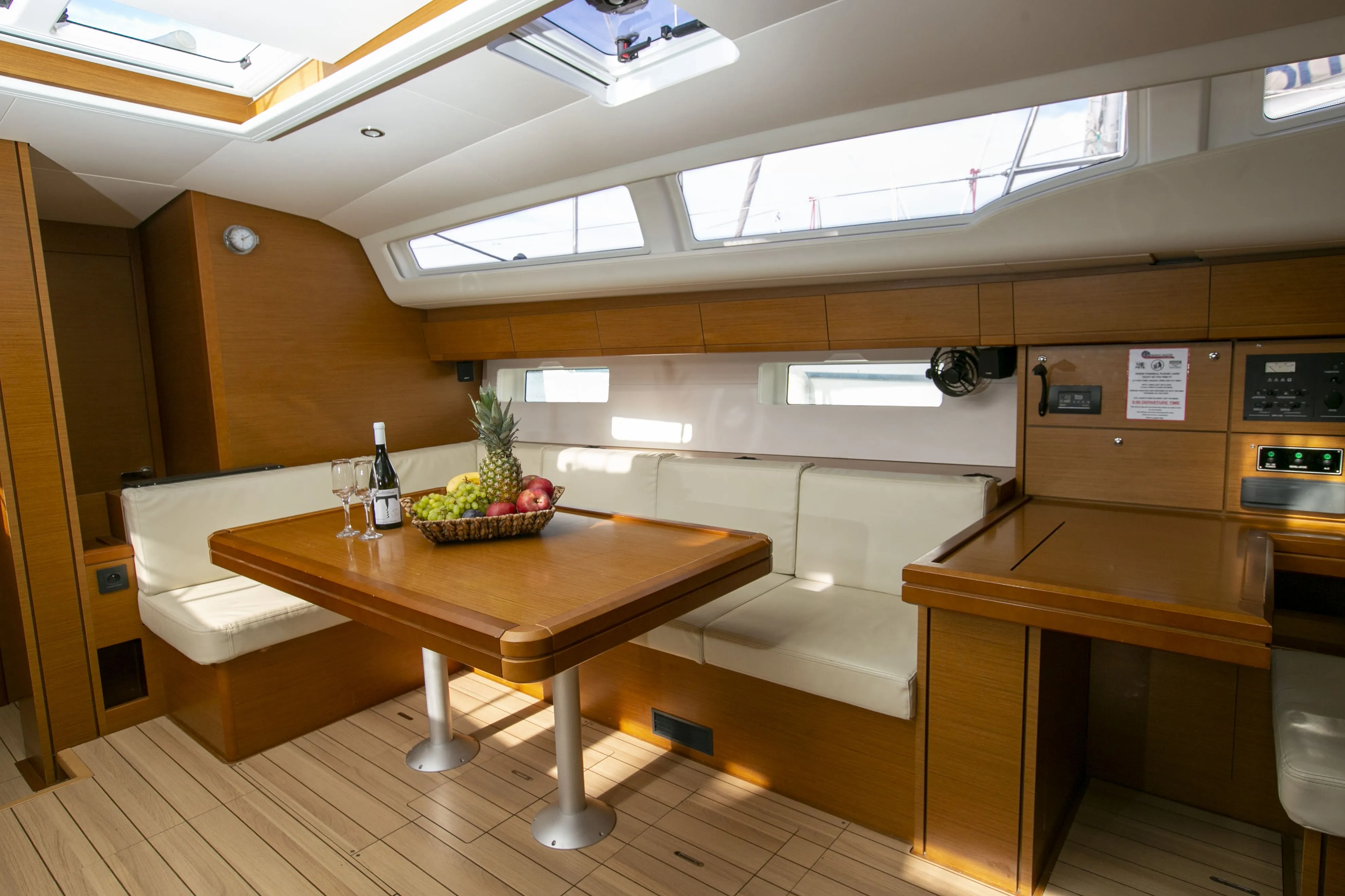Jeanneau 54 AMAZING ELLI — yacht photo 2