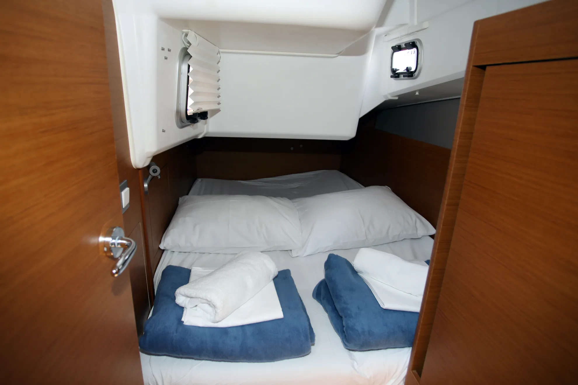 Sun Odyssey 410 Deba — фотография яхты 5