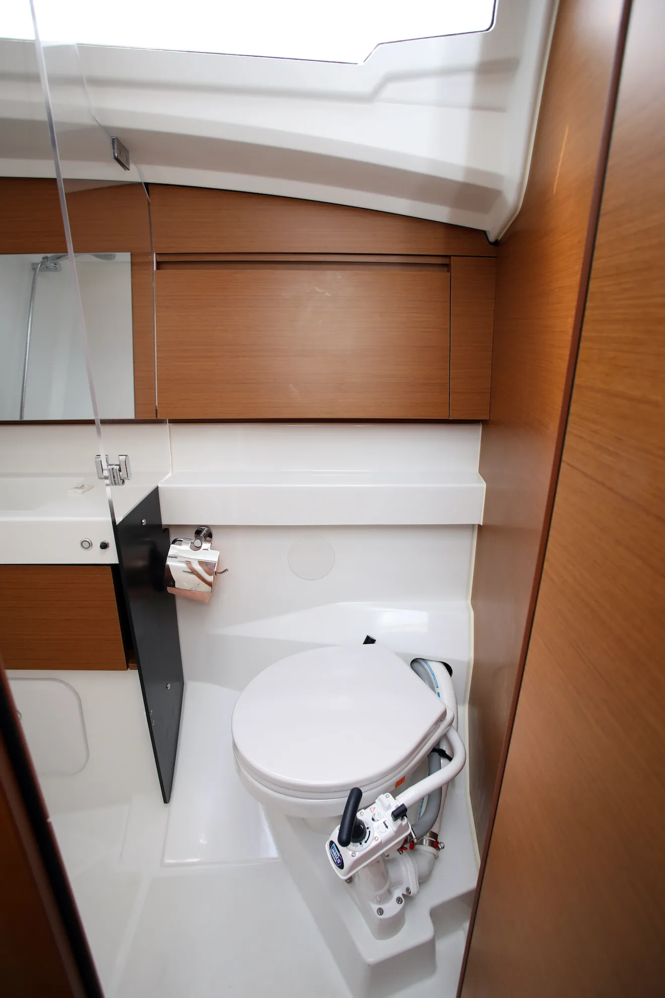 Sun Odyssey 410 Deba — фотография яхты 10