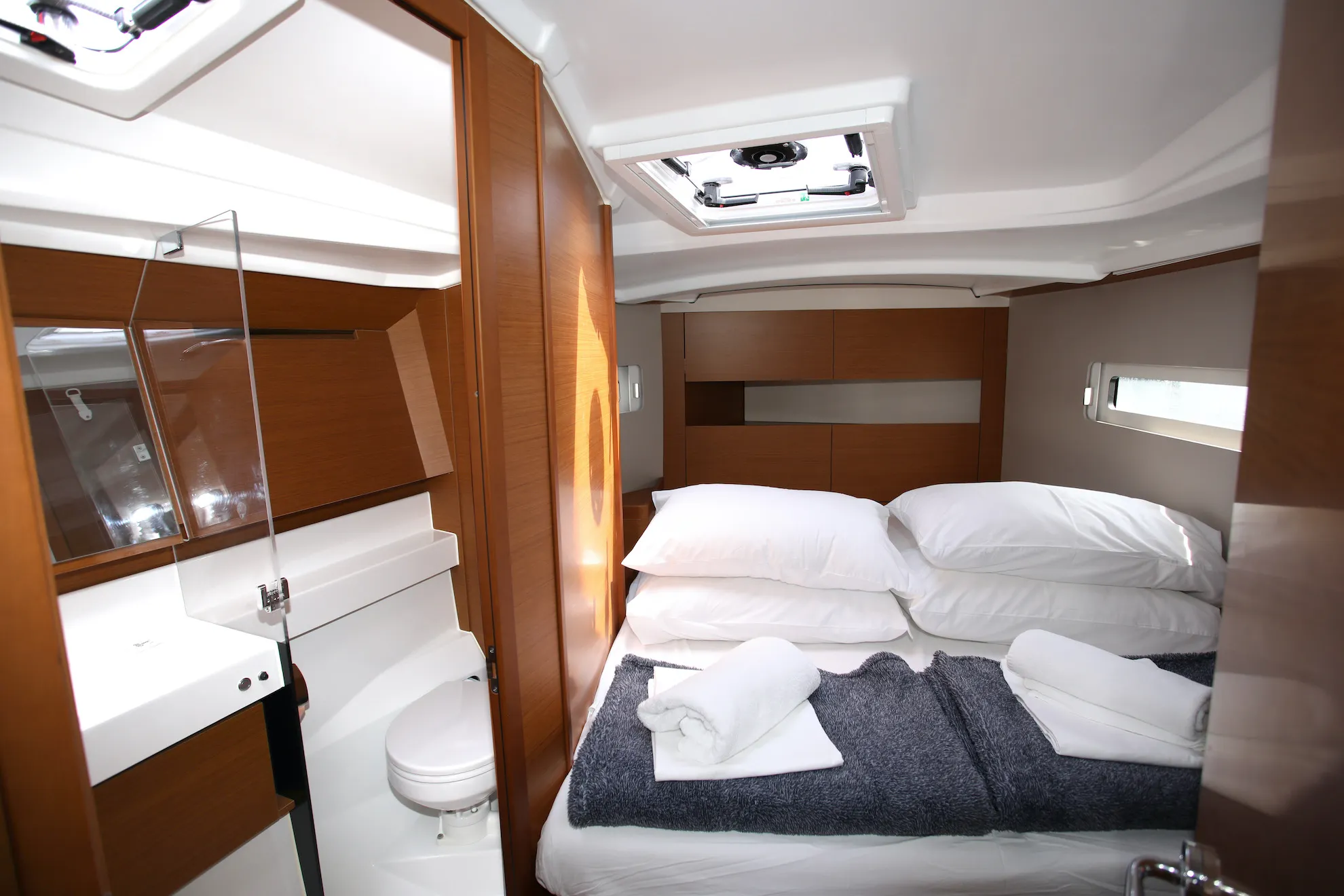 Sun Odyssey 410 Deba — фотография яхты 12