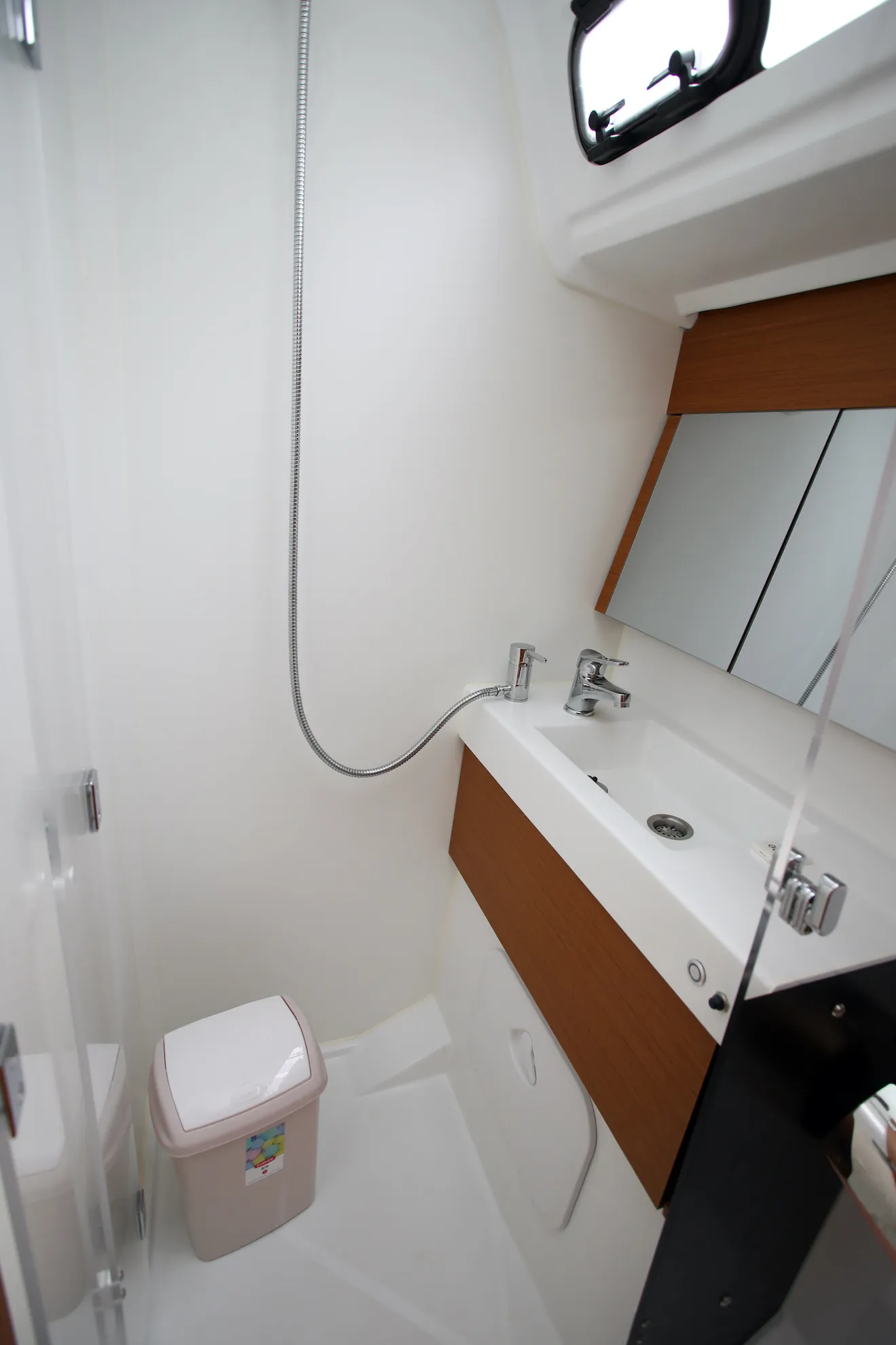Sun Odyssey 410 Deba — фотография яхты 13