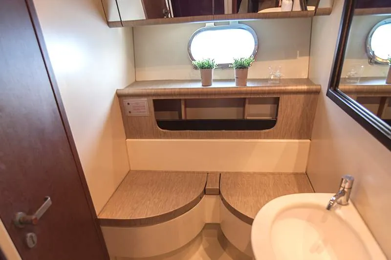 Ferretti 58 Ferretti — yacht photo 26