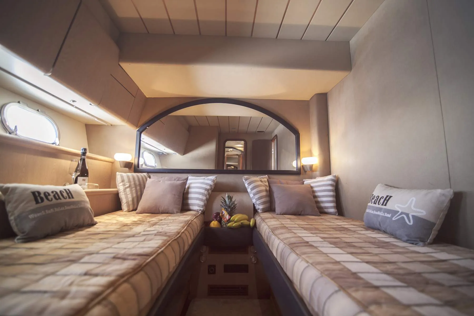 Ferretti 58 Ferretti — yacht photo 21
