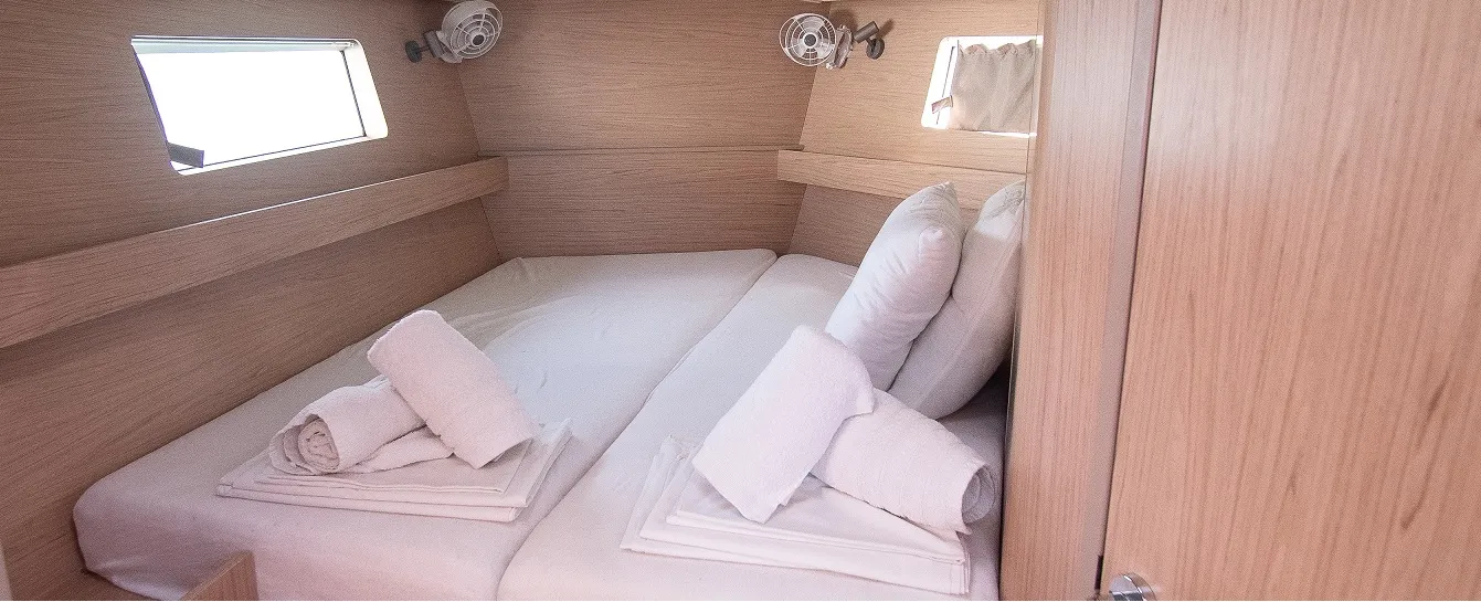 Oceanis 41.1 AGINOR "Sails 2025" — foto del yate n.º 4
