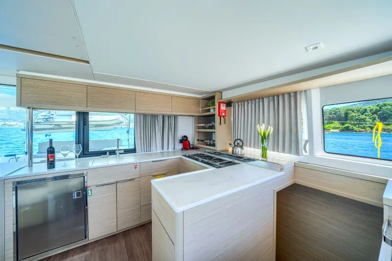 Lagoon 46 ADRION — yacht photo 8