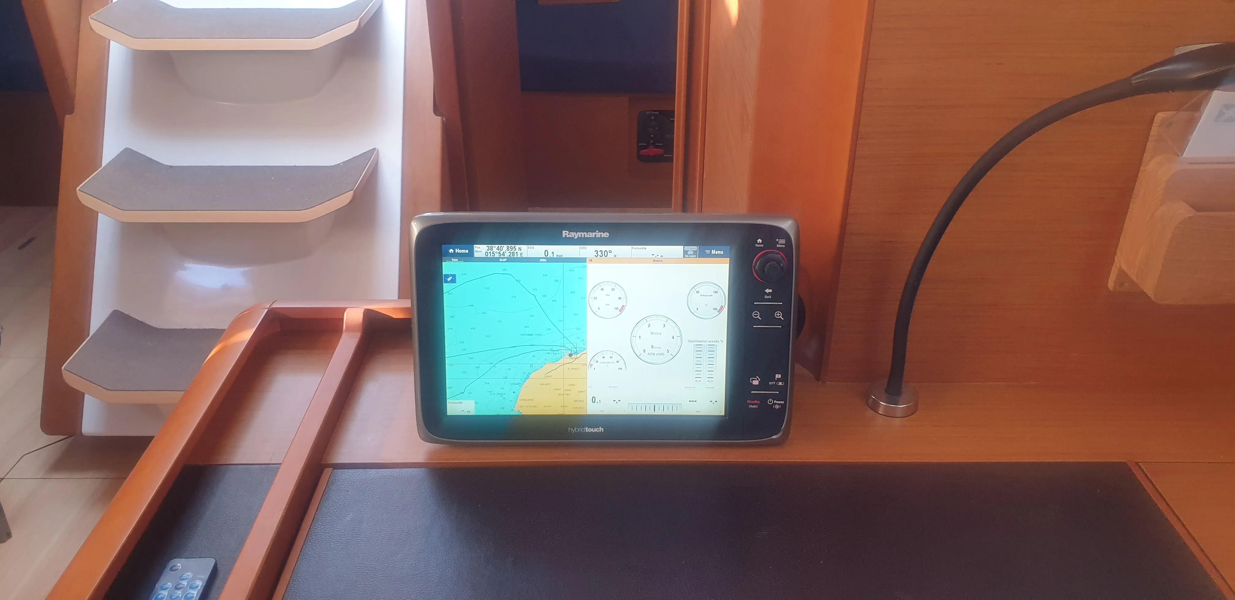 Sun Odyssey 519 In A Silent Way — yacht photo 17