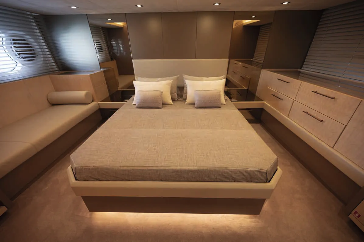 Monte Carlo 66 Five weeks — yacht photo 2