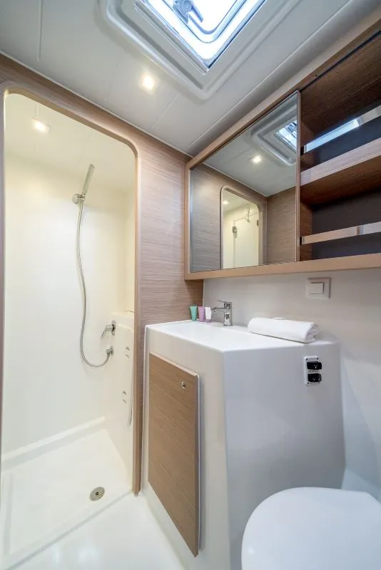 Lagoon 42 OLYNTHA — fotografia jachty 25