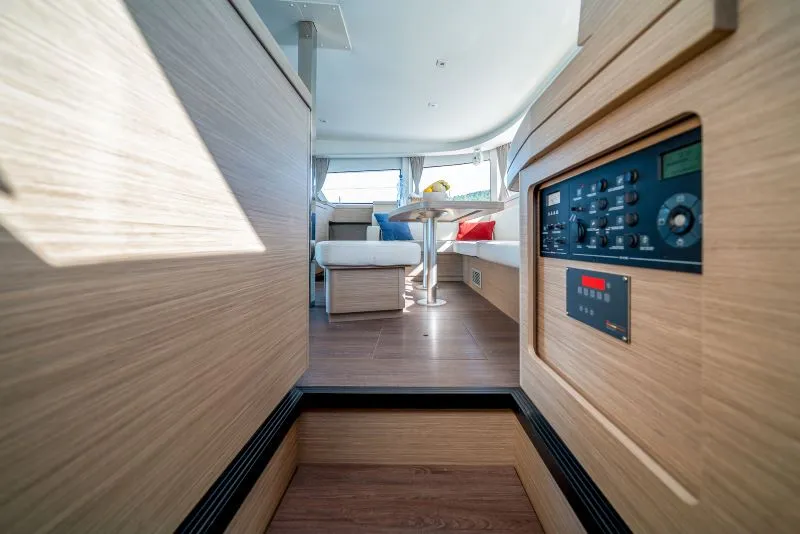 Lagoon 42 OLYNTHA — fotografia jachty 7