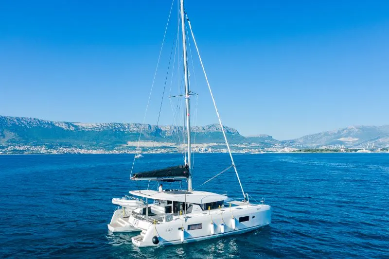 Lagoon 42 OLYNTHA — fotografia jachty 22
