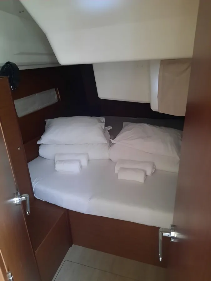 Oceanis 40.1 ALBIUS — fotografia jachty 2