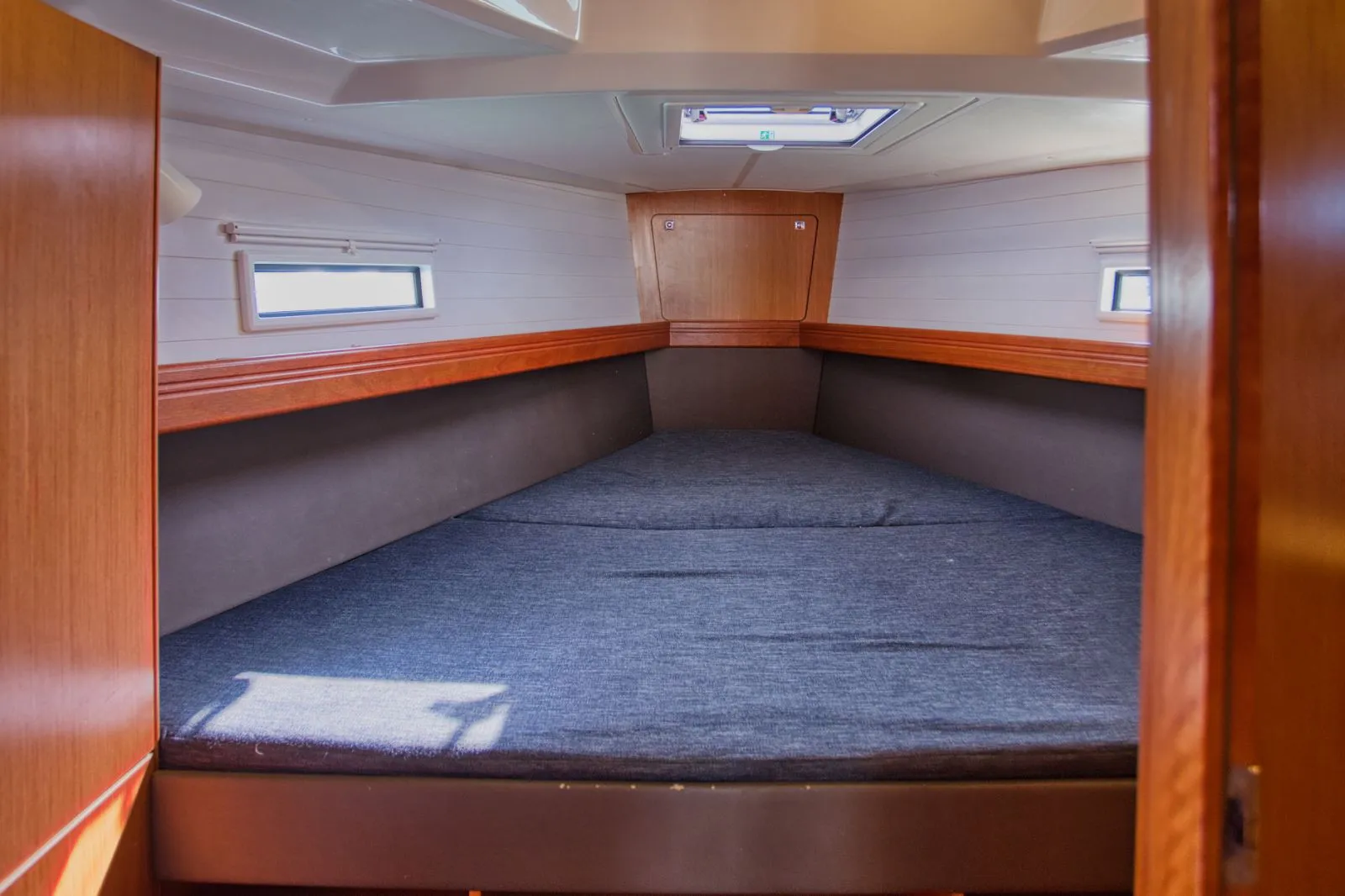 Bavaria Cruiser 41 — фотография яхты 12