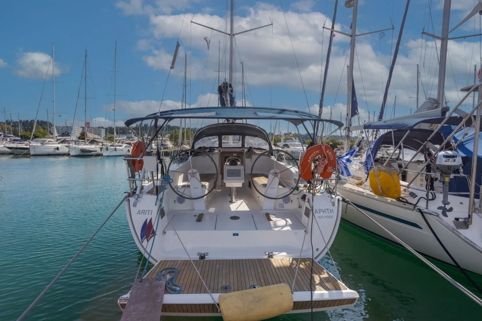 Bavaria Cruiser 41 — фотография яхты 26